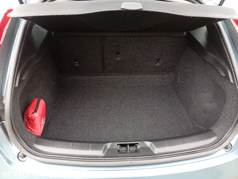 Volvo V40 D2 Kinetic - 39