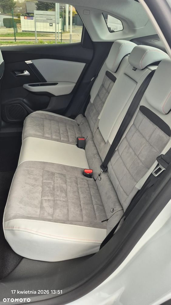 Citroën C4X 1.2 mHEV Max eDCT6 - 21