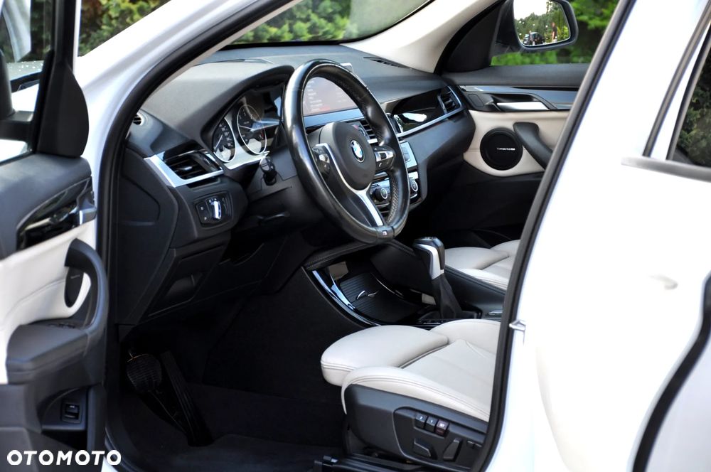 BMW X1 xDrive20d xLine - 21