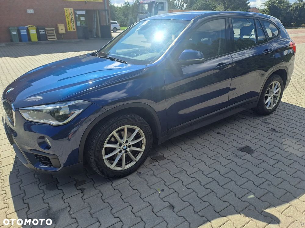 BMW X1 sDrive18d Advantage - 1
