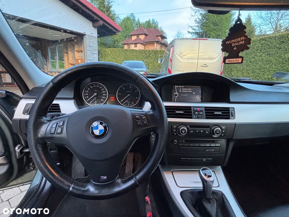 BMW Seria 3 318d DPF - 14