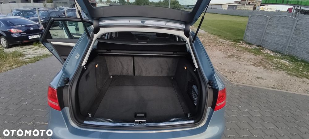 Audi A4 Avant 2.0 TFSI Attraction - 33