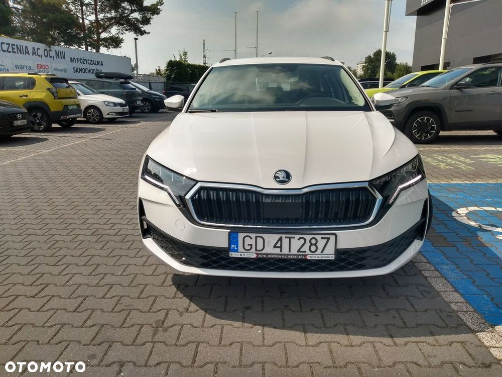 Skoda Octavia 1.5 TSI Essence - 4