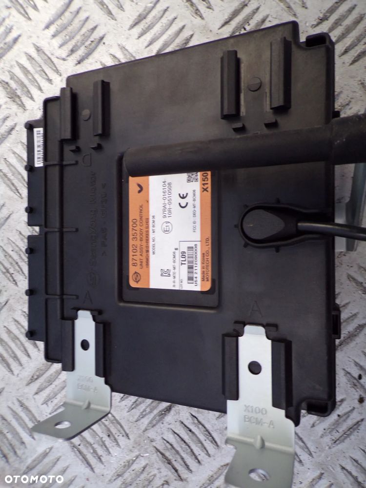 MODUŁ BCM KOMFORTU SSANGYONG TIVOLI 87102-35700 X150 MT BCM 06 - 1