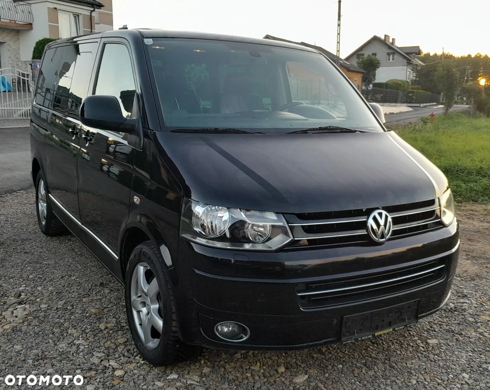 Volkswagen Caravelle - 12