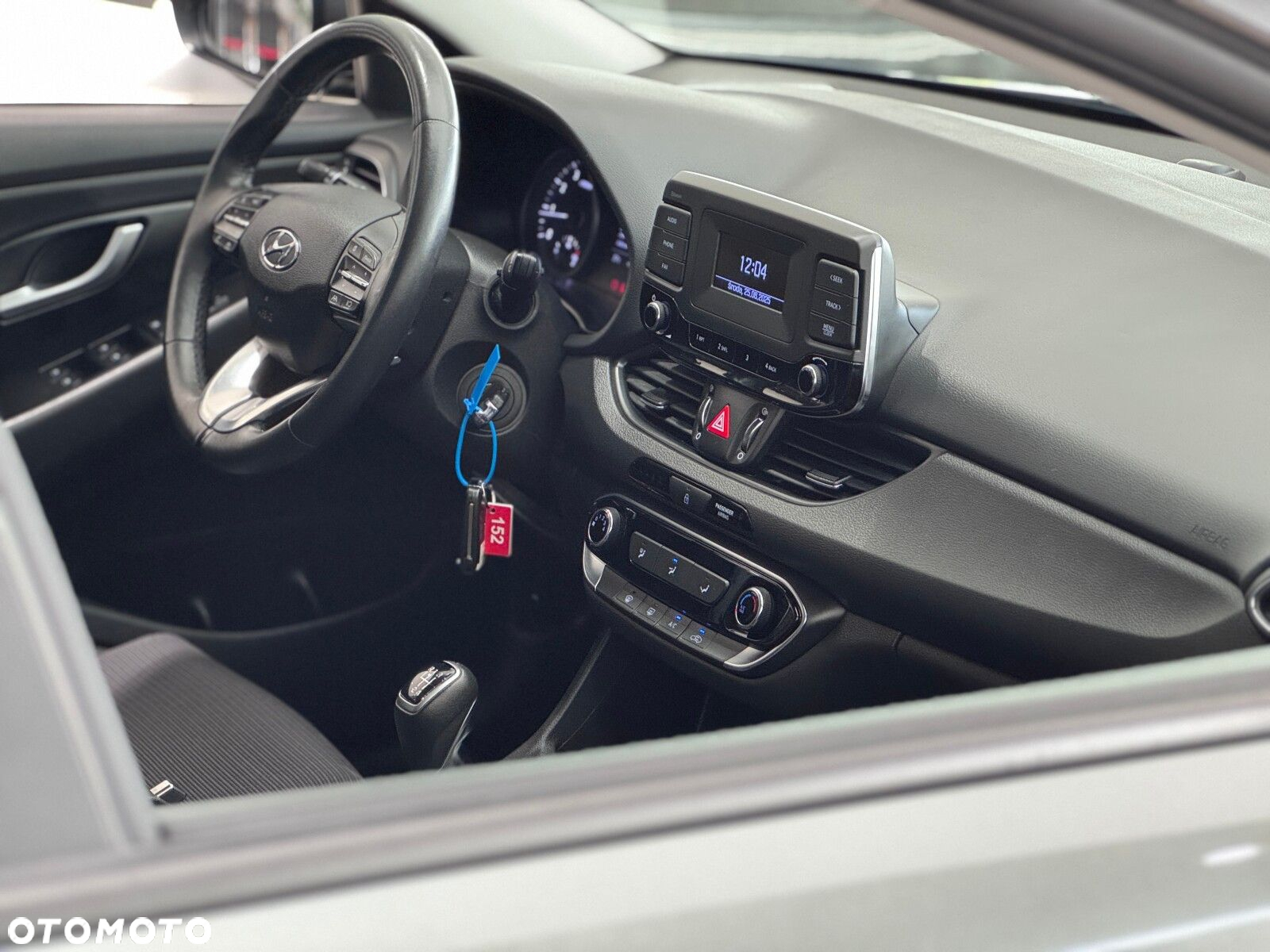 Hyundai i30 1.5 DPI Classic + - 36