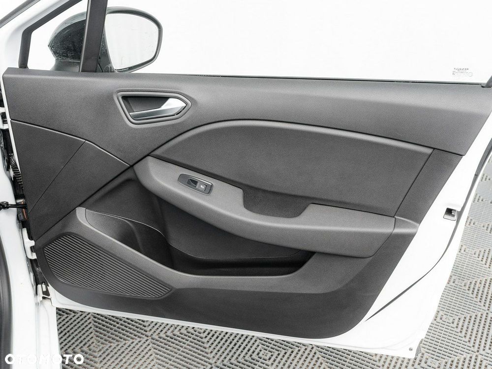 Renault Clio 1.0 TCe Equilibre - 30