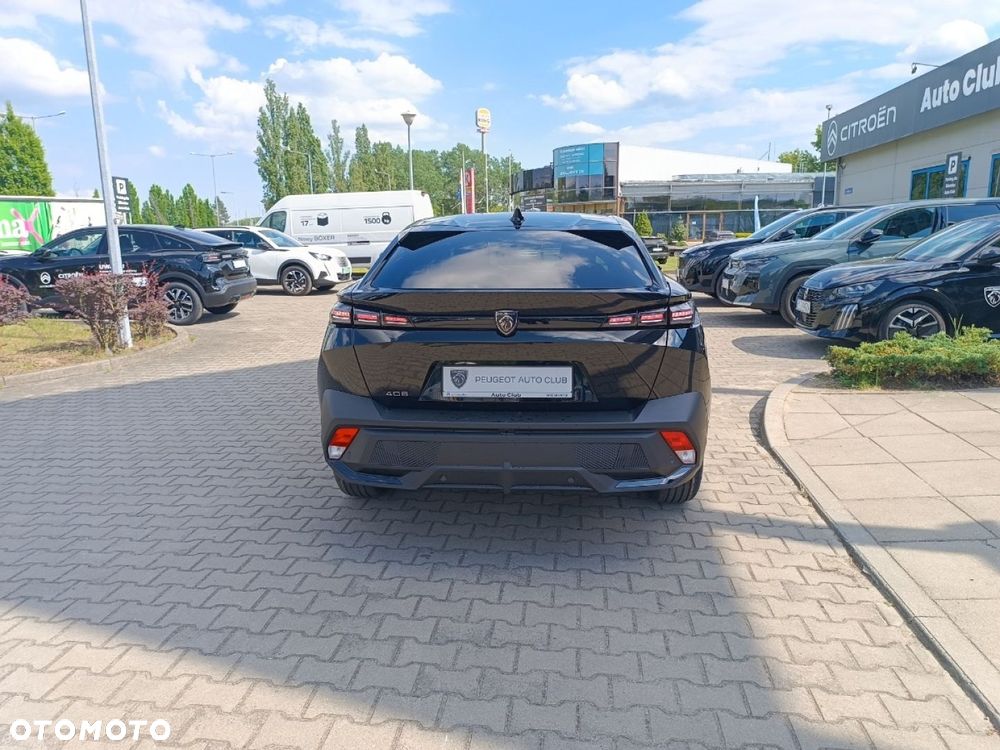 Peugeot 408 - 6