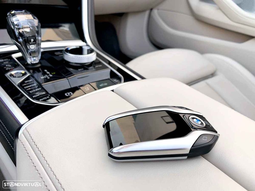 BMW 840 d xDrive Pack M - 24