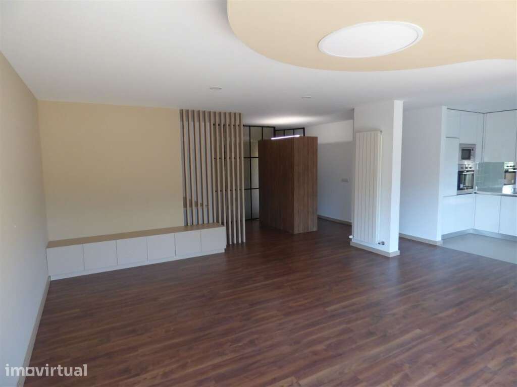 Apartamento T3 à Entrada da Cidade de Santo Tirso - Grande imagem: 4/17