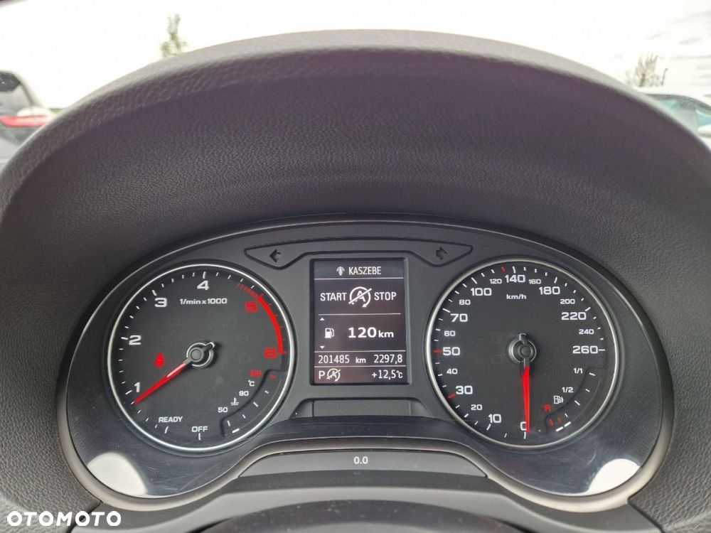 Audi A3 Sportback 2.0 TDI S tronic - 11