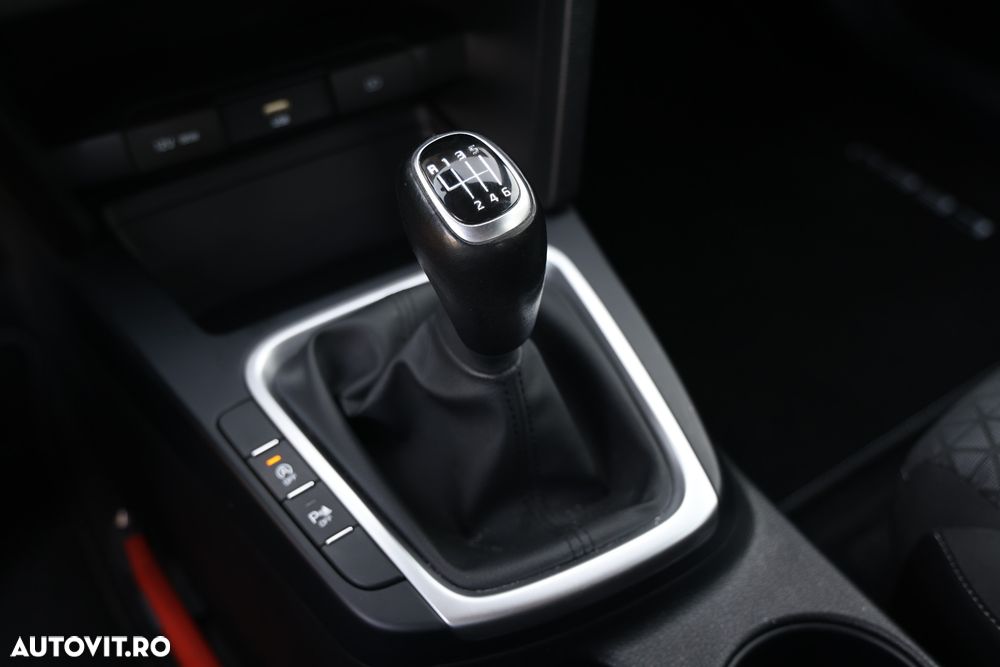 Kia Ceed - 22