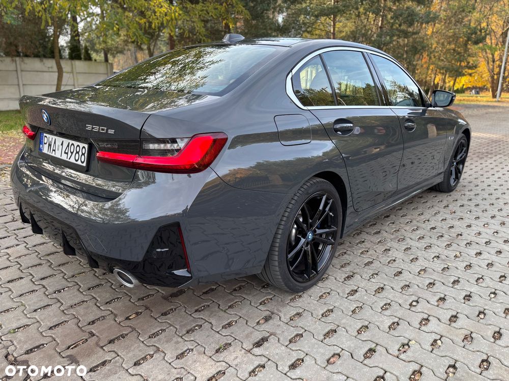 BMW Seria 3 330e PHEV M Sport sport - 9