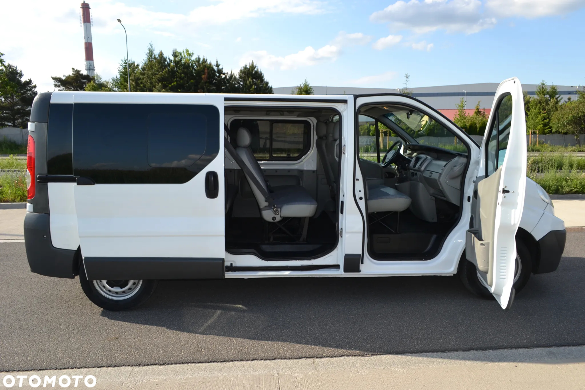 Renault Trafic L2H1 Pack Clim - 21
