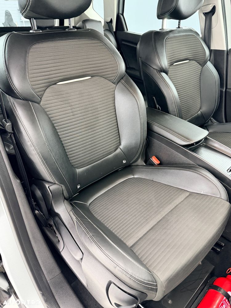 Renault Scenic ENERGY dCi 110 LIMITED - 16