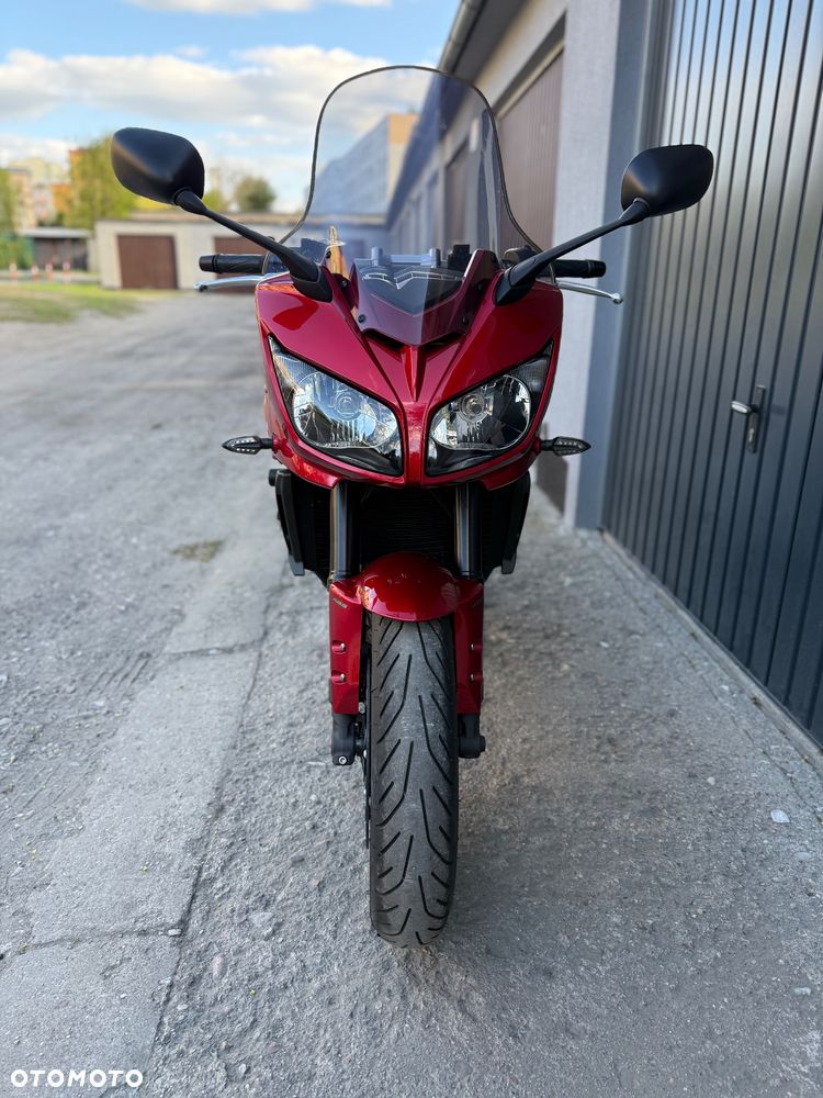 Yamaha FZ - 2