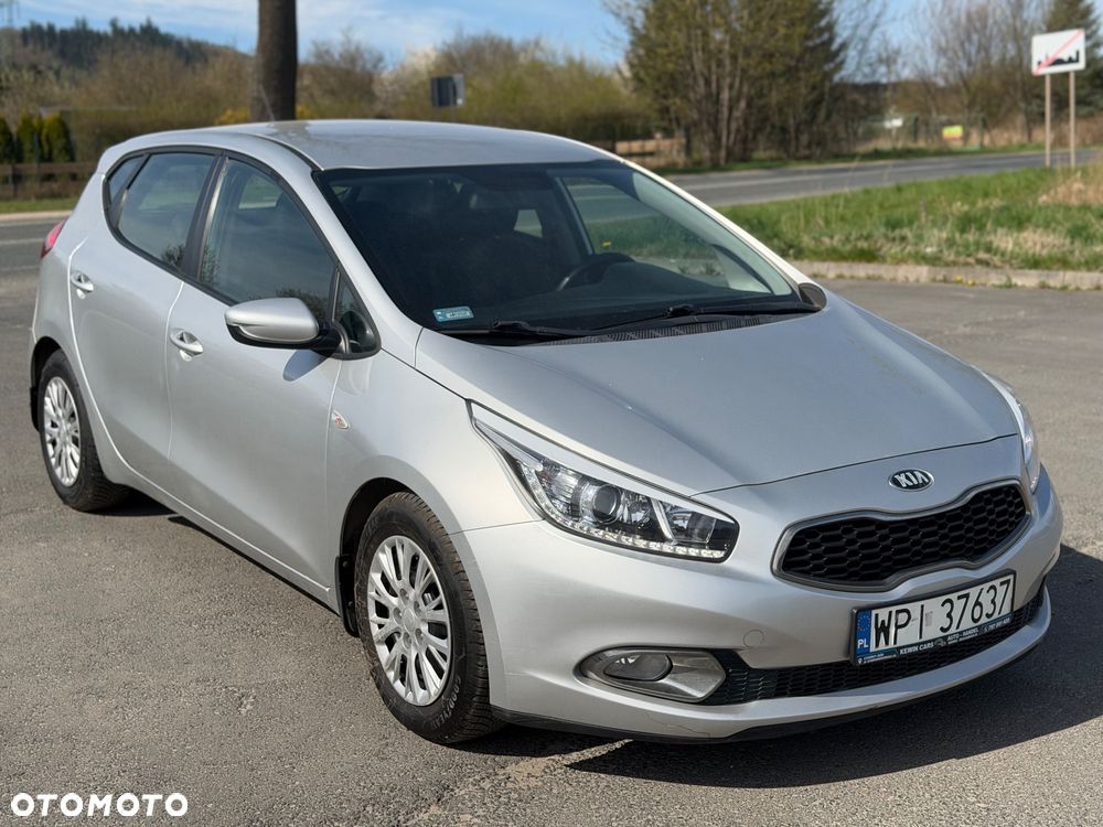 Kia Ceed 1.6 GDI M - 11
