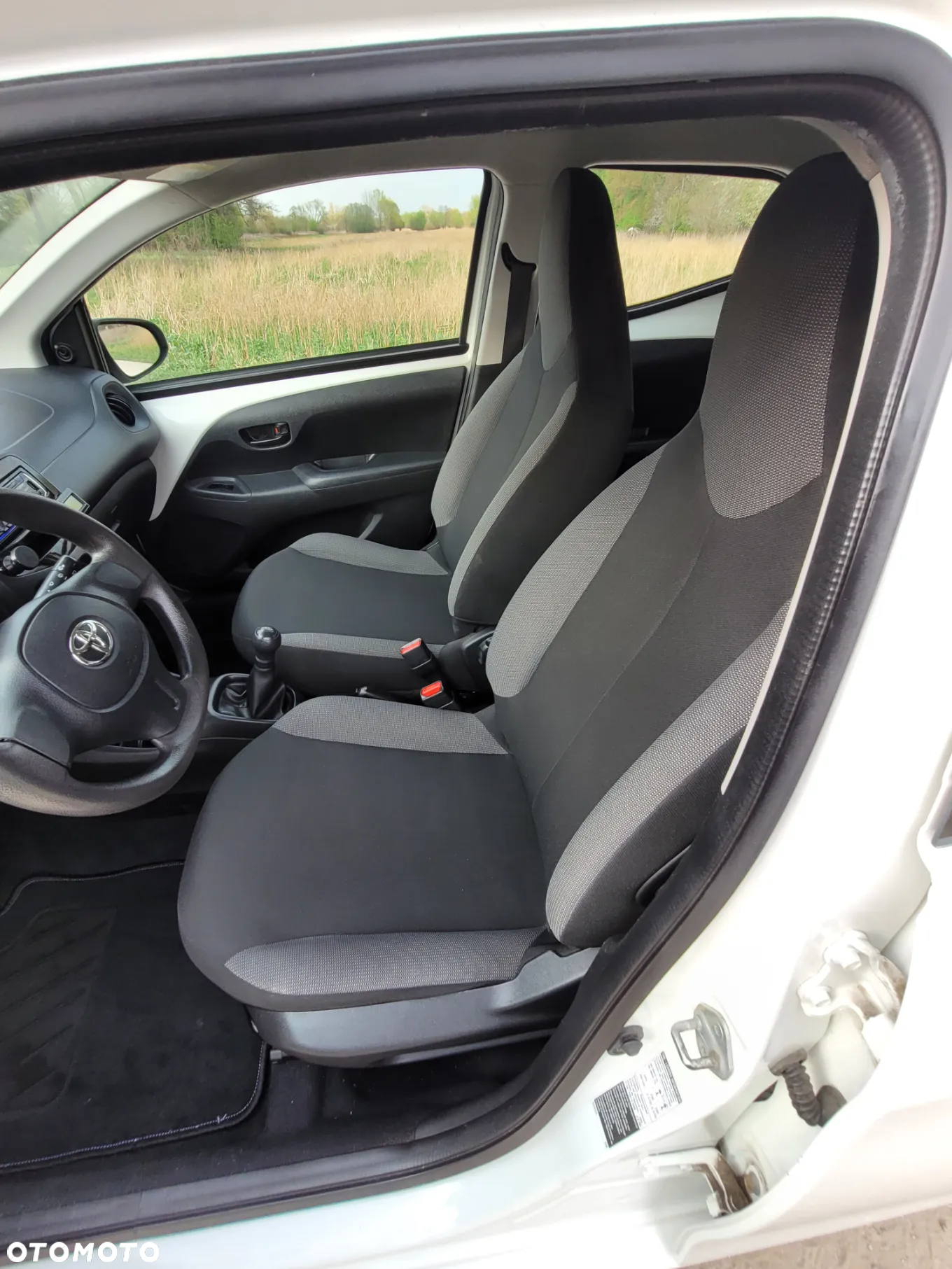 Toyota Aygo 1.0 VVT-i Color Edition - 11
