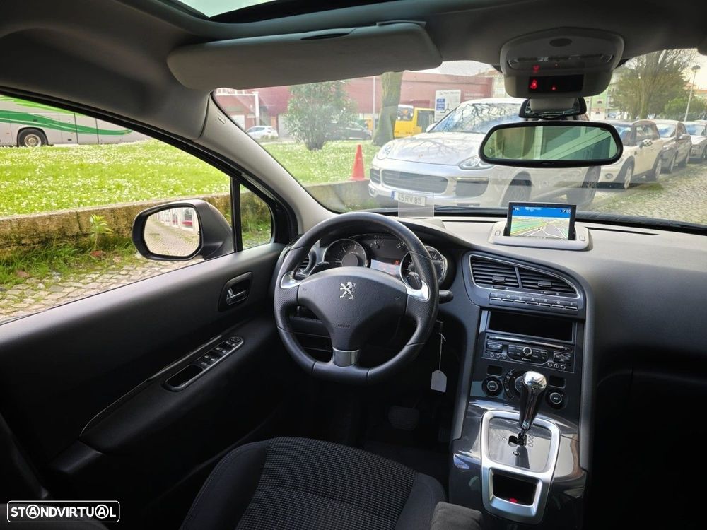 Peugeot 5008 1.6 E-HDi 7L Allure 2-Tronic 113g - 20