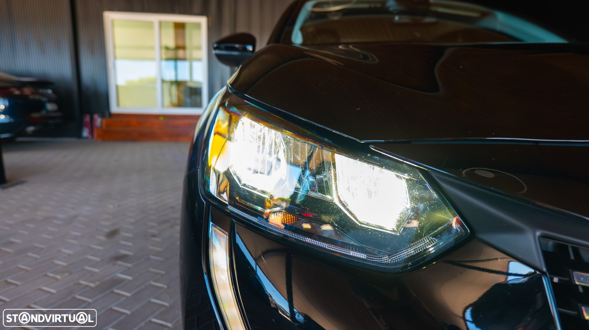 Peugeot 208 1.2 PureTech Allure EAT8 - 26