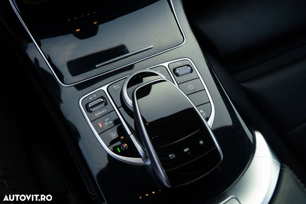 Mercedes-Benz GLC 220 d 4Matic 9G-TRONIC AMG Line - 12