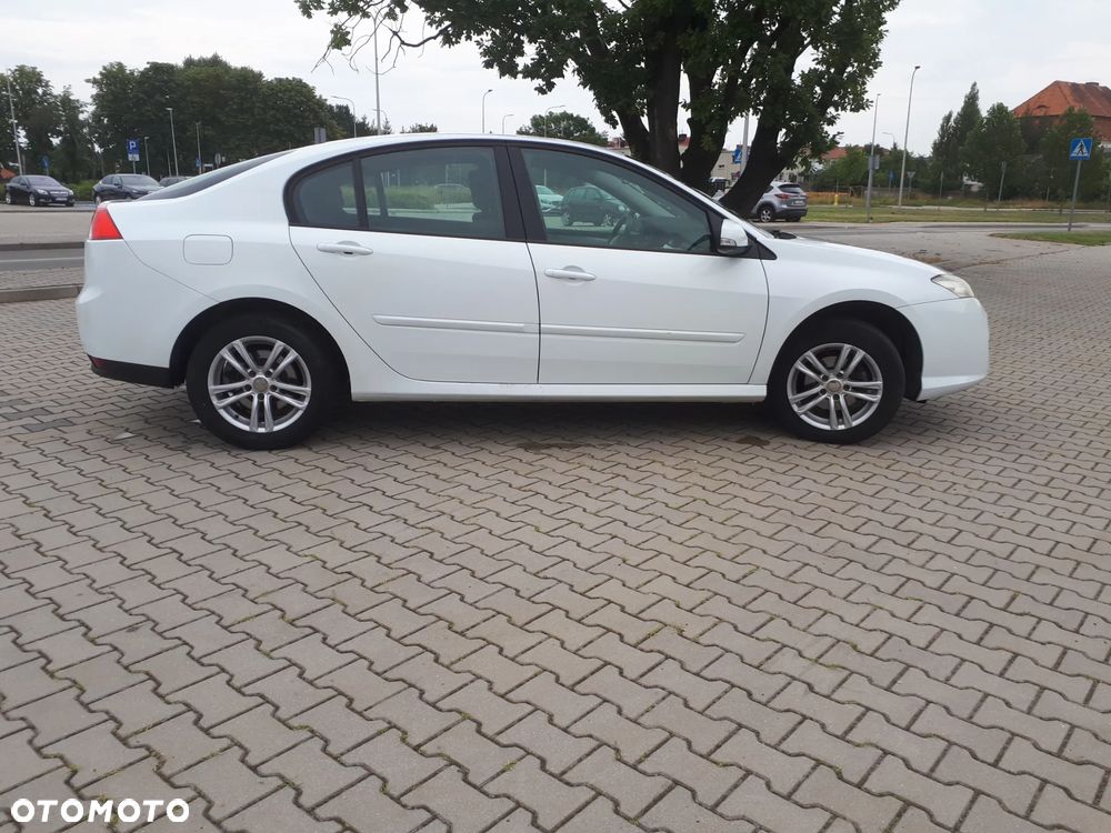 Renault Laguna 1.6 16V 110 Expression - 10