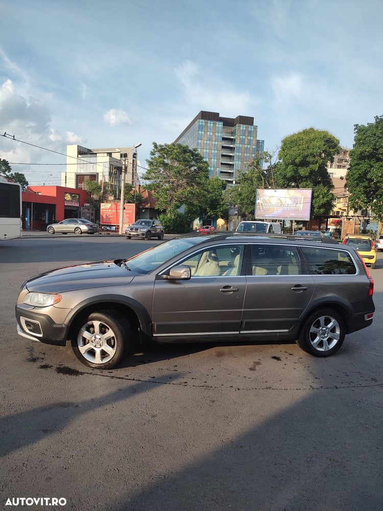 Volvo XC 70 D5 AWD Geartronic Momentum - 7