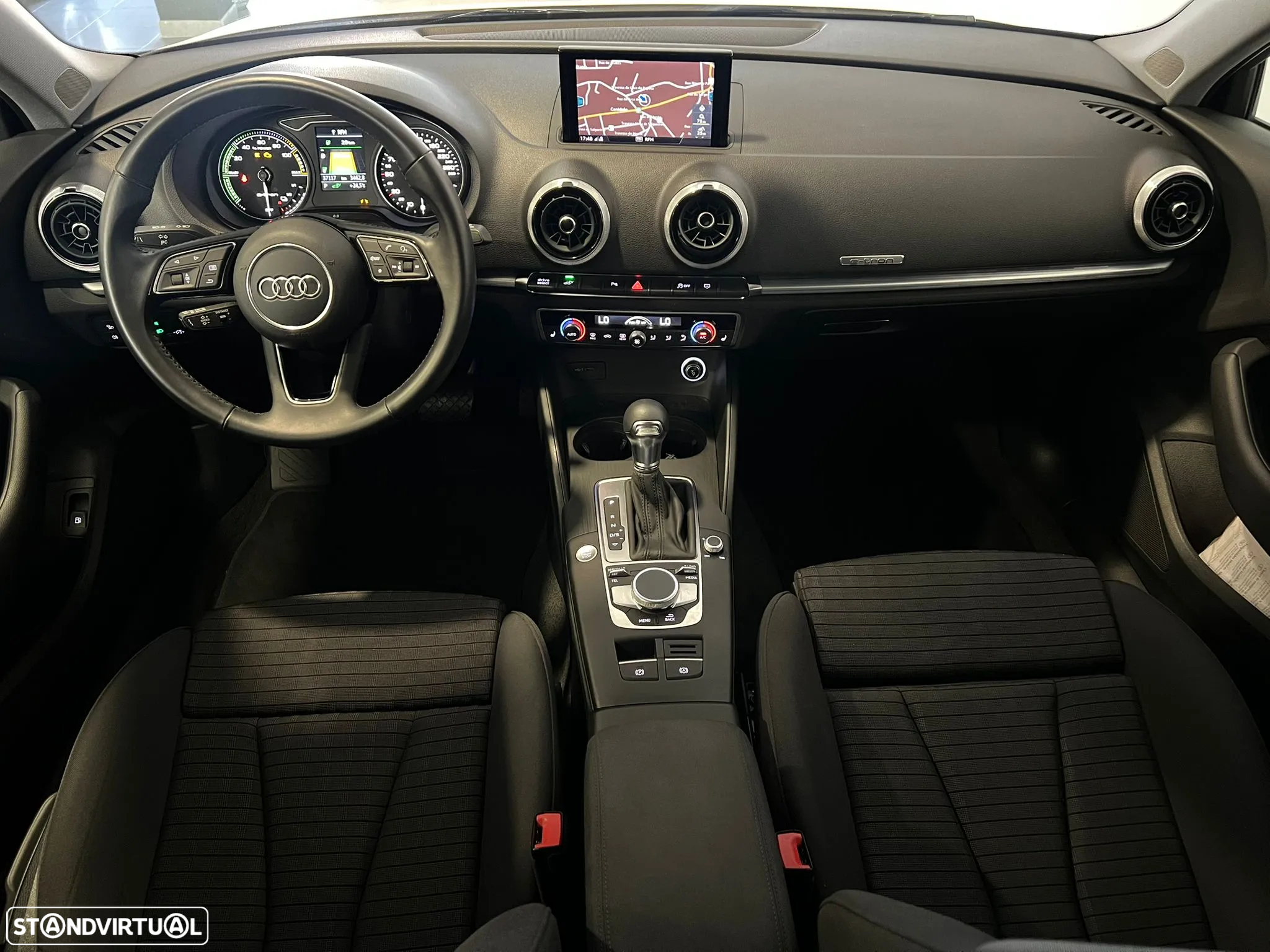 Audi A3 Sportback 1.4 TFSI e-tron S line Sport Pack - 10