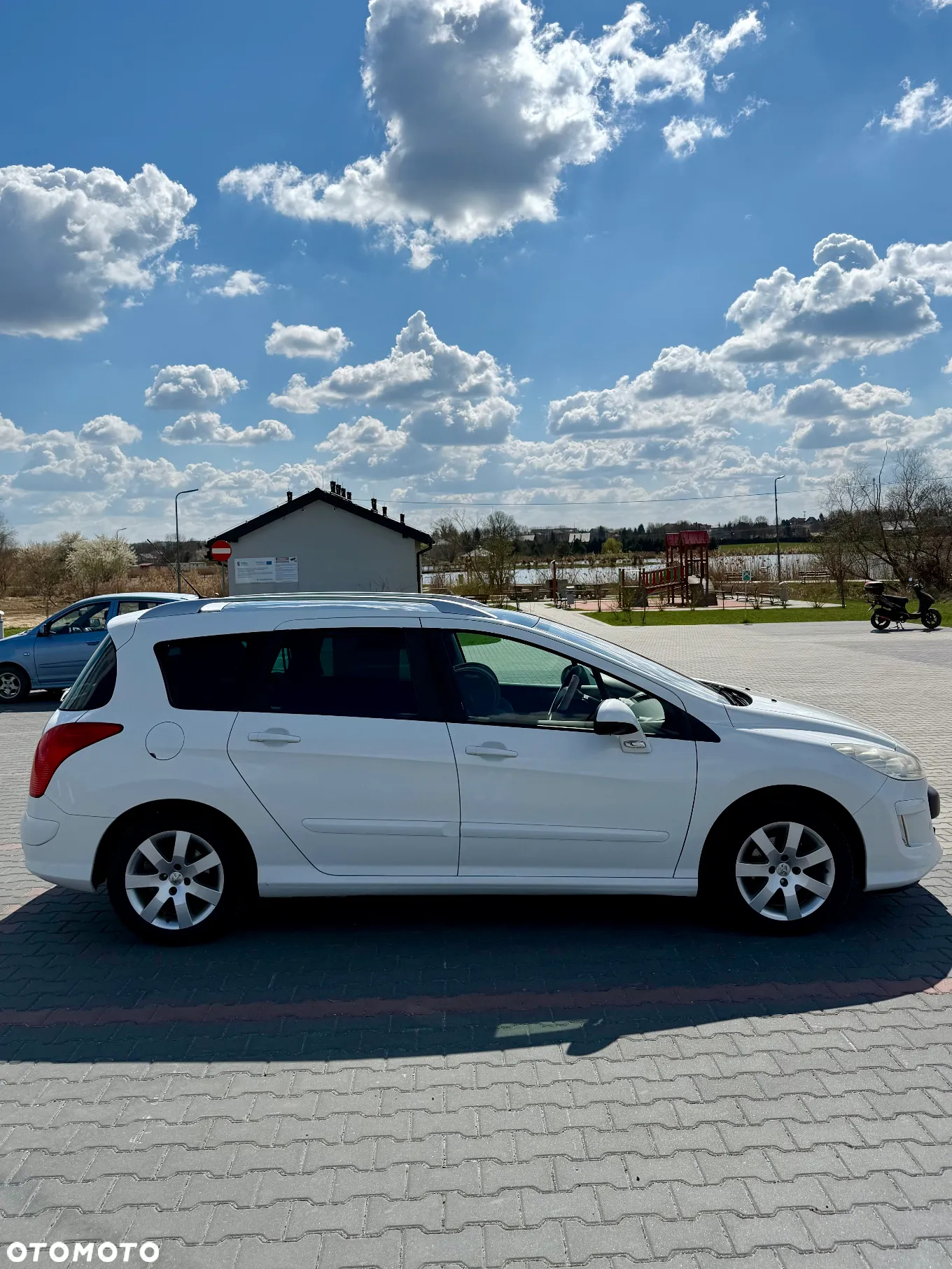 Peugeot 308 - 8