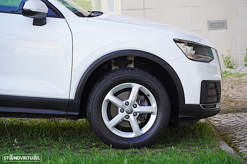Audi Q2 30 TDI - 12