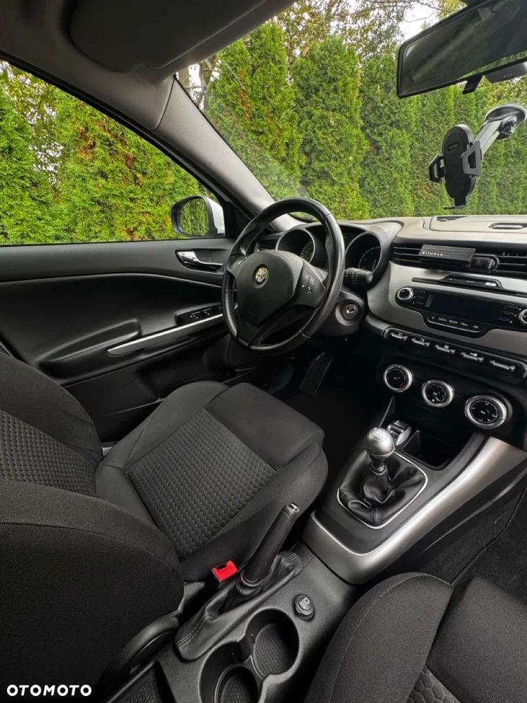 Alfa Romeo Giulietta - 14