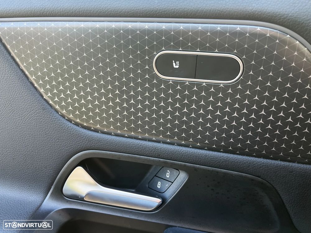 Mercedes-Benz GLA 200 AMG Line - 24