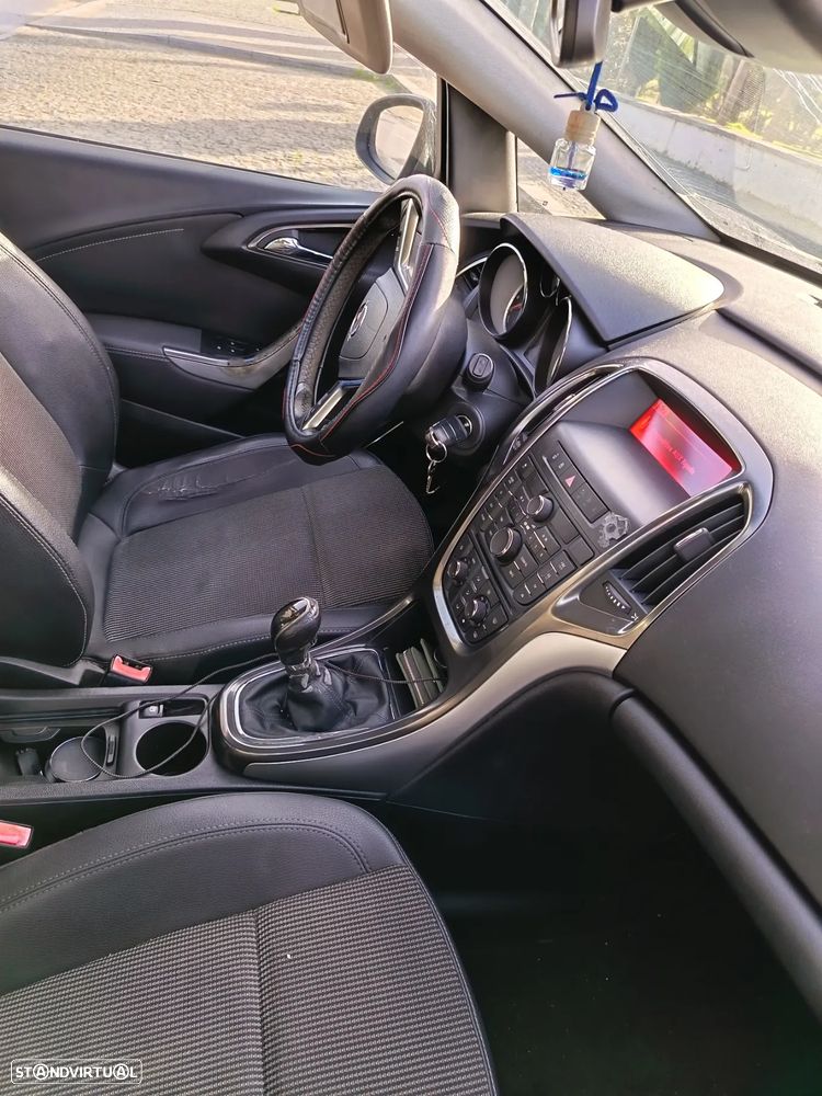 Opel Astra 1.4 Enjoy - 4