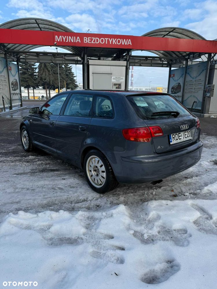 Audi A3 Sportback - 5