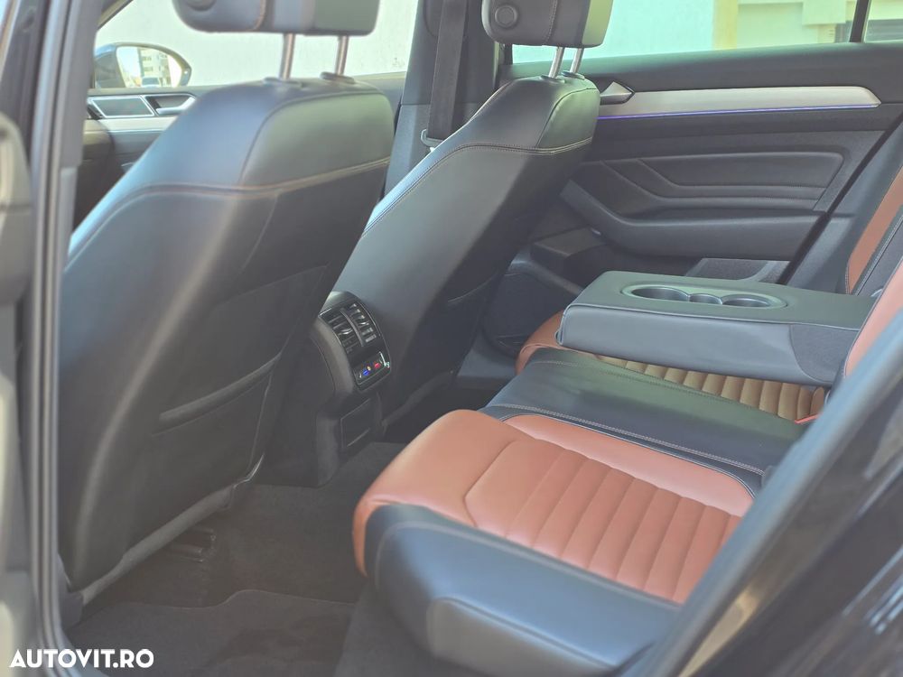 Volkswagen Passat 2.0 TDI DSG R Executive - 8