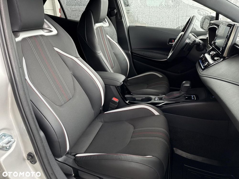 Toyota Corolla 2.0 Hybrid GR Sport - 9