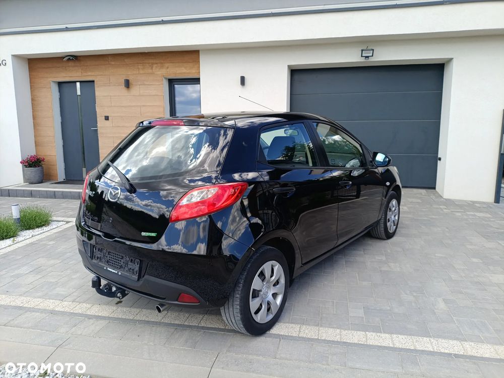 Mazda 2 - 18