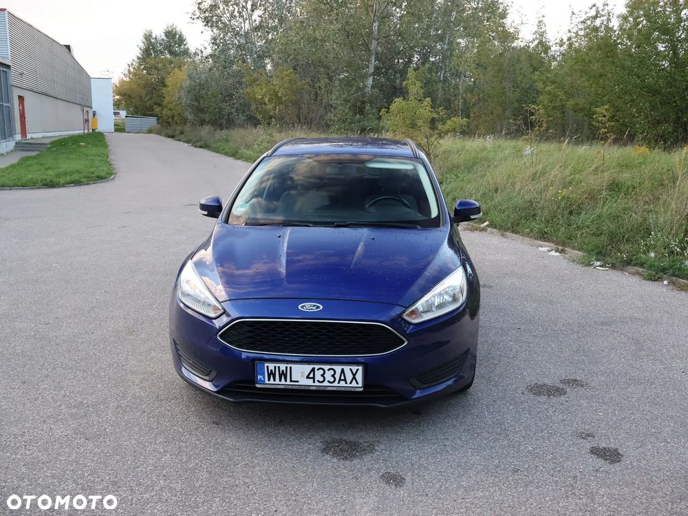 Ford Focus 1.0 EcoBoost Trend - 10