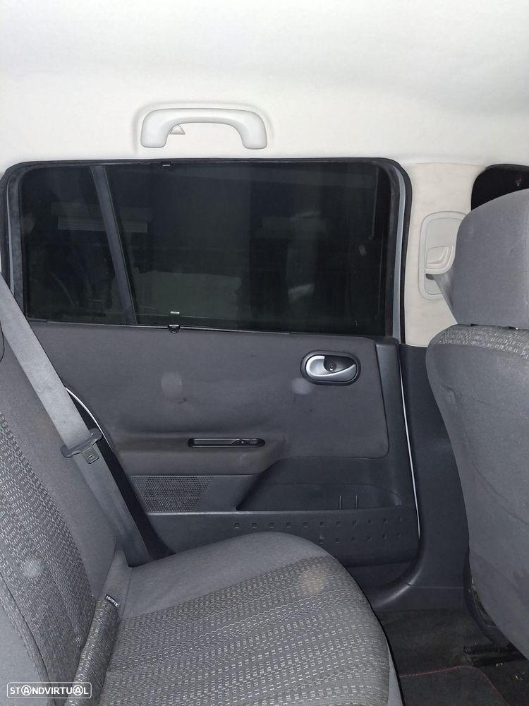 Renault Mégane Break - 11