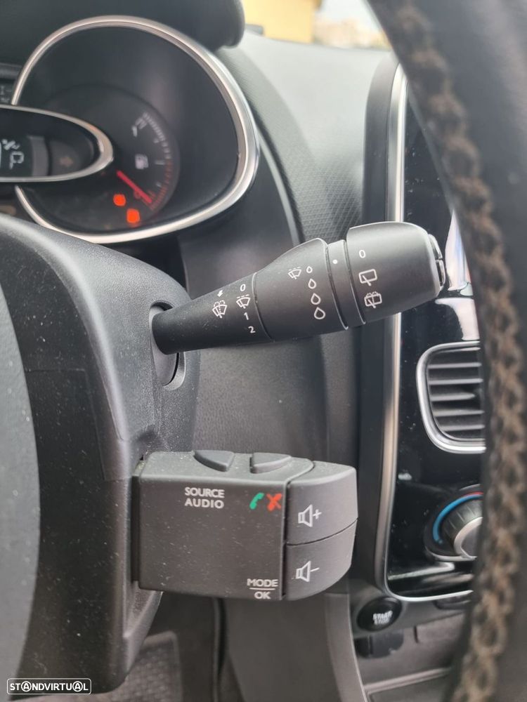 Renault Clio 1.5 dCi Dynamique S EDC - 18