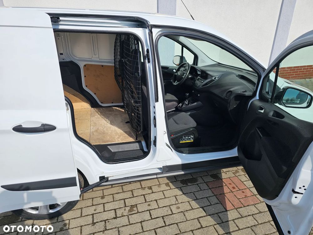 Ford Courier - 5