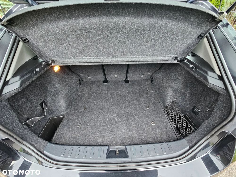 BMW X1 sDrive20d Sport Line - 34