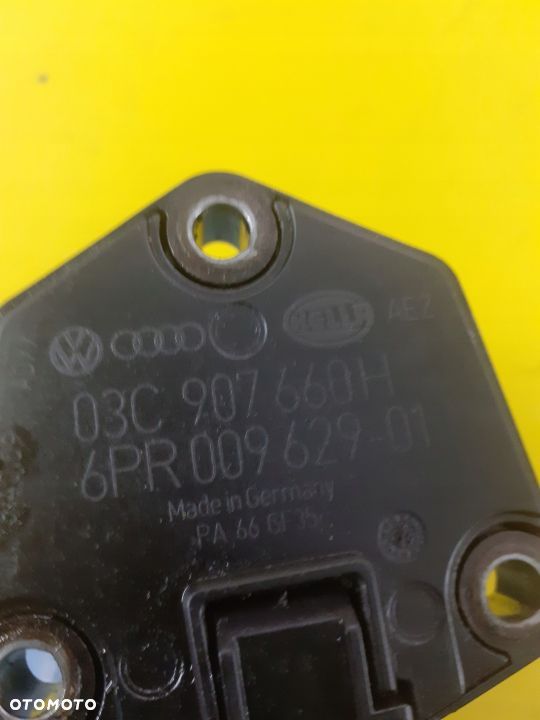AUDI A4 B8 1.8 CZUJNIK POZIOMU OLEJU 03C908660H - 3