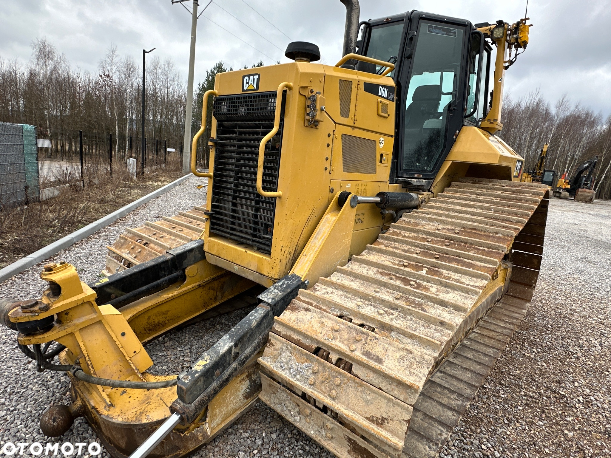 Caterpillar D6N - 12