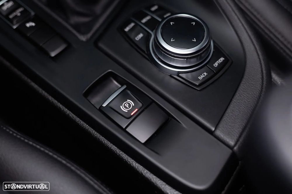 BMW X1 16 d sDrive Line Sport Auto - 35