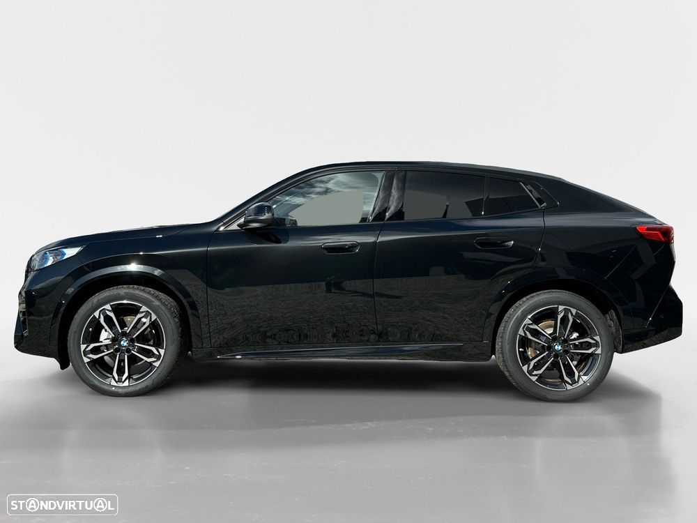 BMW iX2 eDrive20 - 2