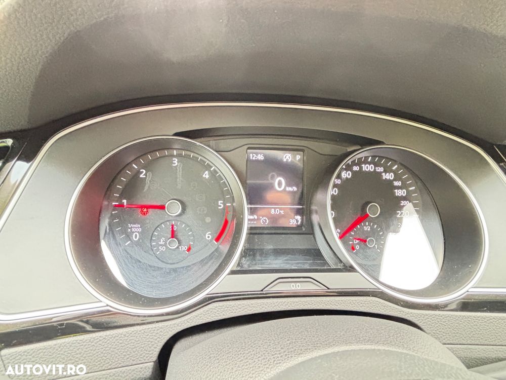 Volkswagen Passat 2.0 TDI DSG Highline - 21