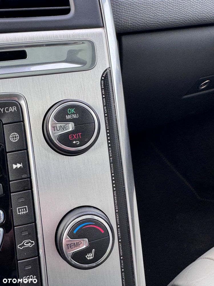 Volvo XC 60 D4 Drive-E Ocean Race - 10