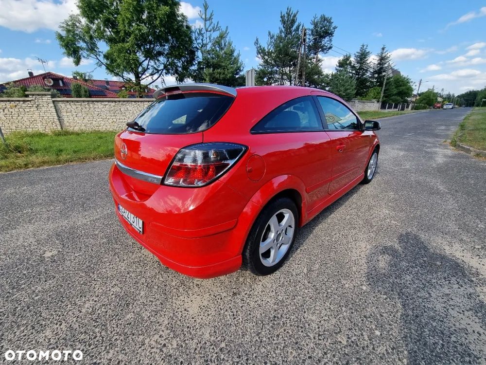Opel Astra III GTC 1.6 Sport - 8