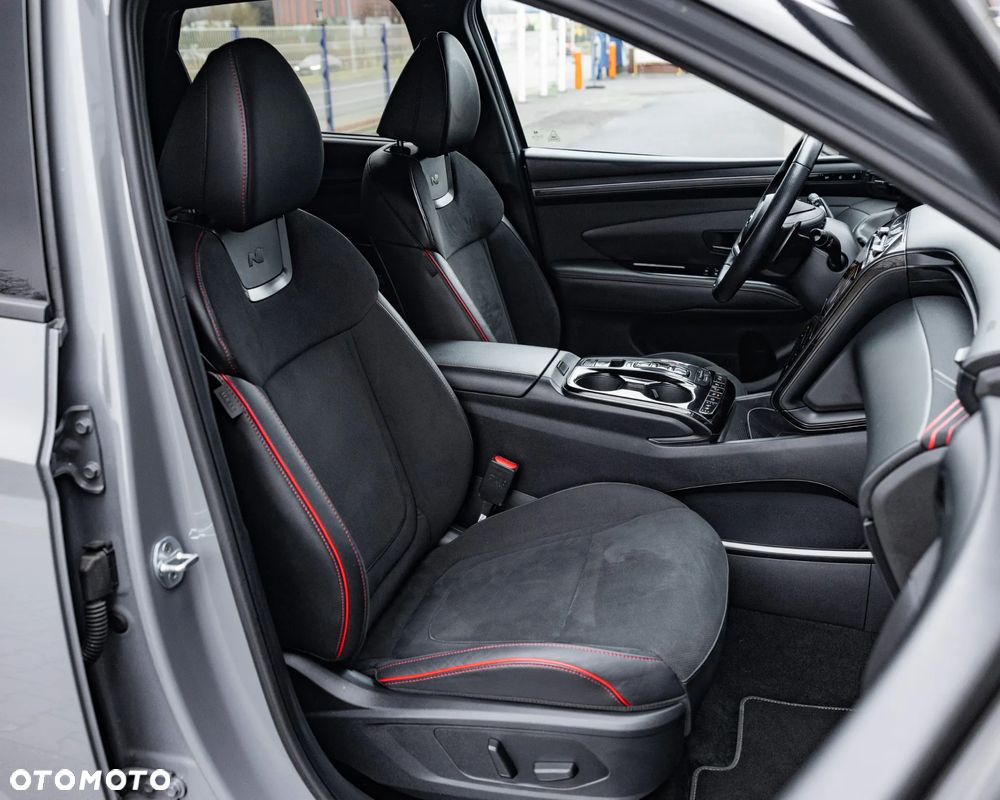 Hyundai Tucson 1.6 T-GDi 48V-Hybrid 4WD DCT N Line - 26